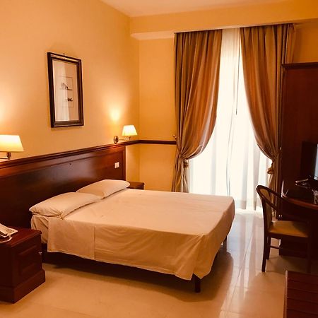Hotel Virgilio Roma Ngoại thất bức ảnh