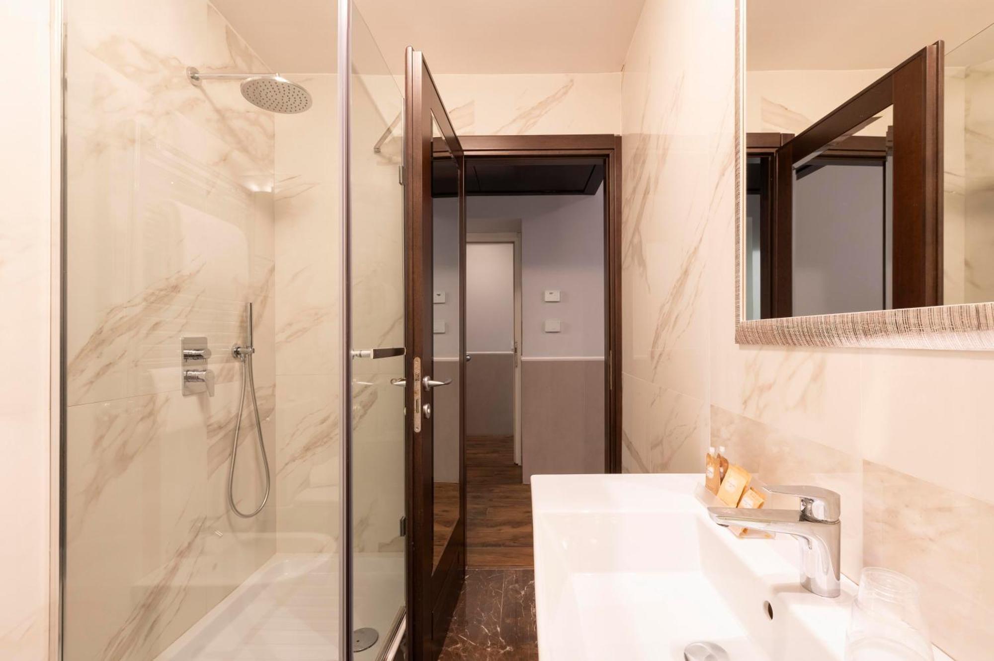 Hotel Virgilio Roma Ngoại thất bức ảnh